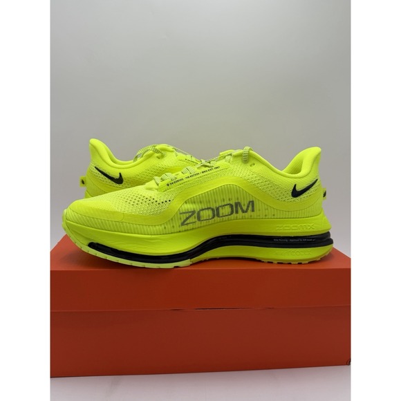 Nike Men Air Zoom Pegasus Premium Running Shoes Size 9 Volt Yellow HQ2592 700 main image 8